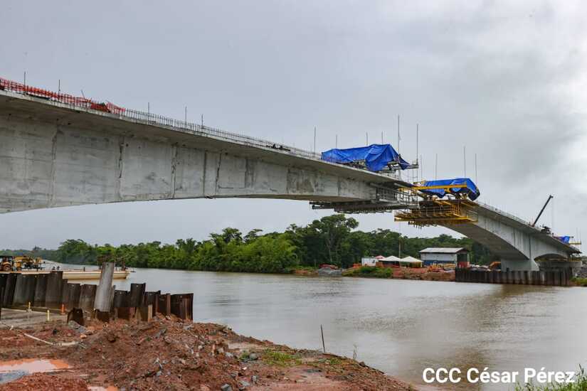 PUENTE